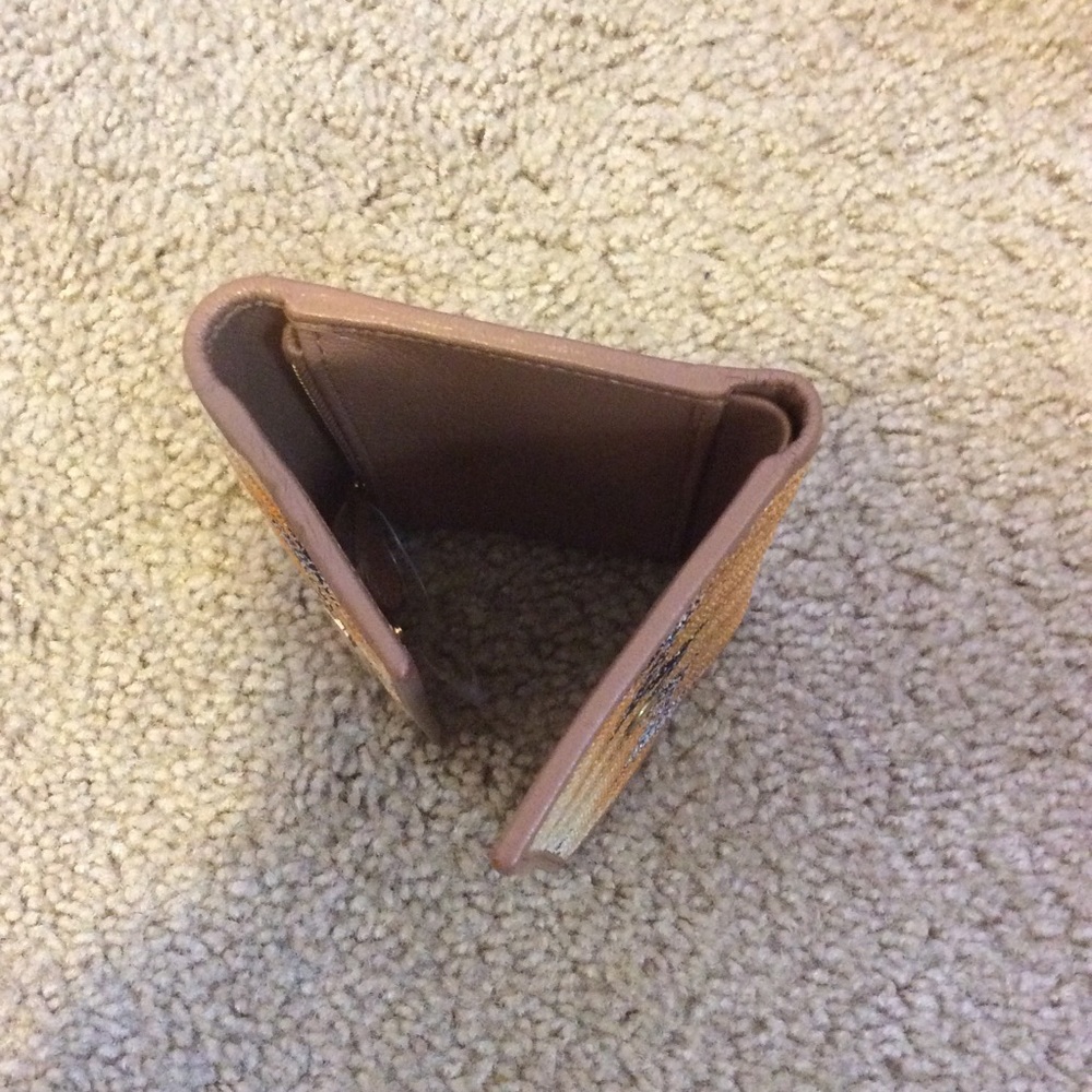 Missoni Authentic Wallet - Picture 5 of 5